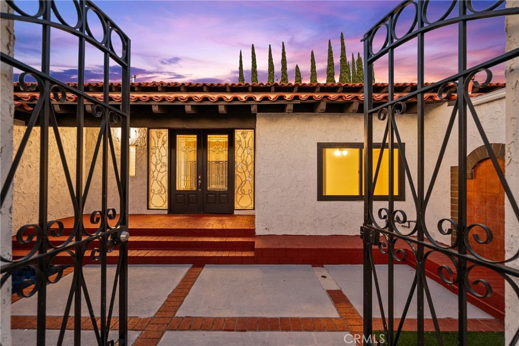 9724 Bothwell Road Northridge, CA 91324 - Photo 4 of 64
