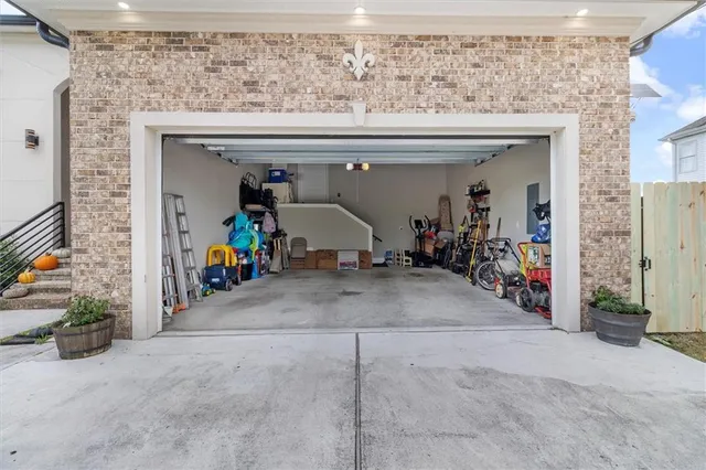 $375,000 | 3271 Elmwood Park Drive, New Orleans, LA 70114