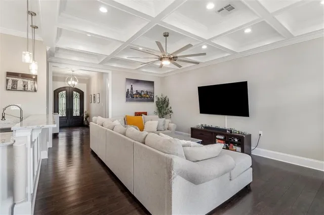 $375,000 | 3271 Elmwood Park Drive, New Orleans, LA 70114