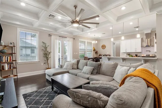 $375,000 | 3271 Elmwood Park Drive, New Orleans, LA 70114