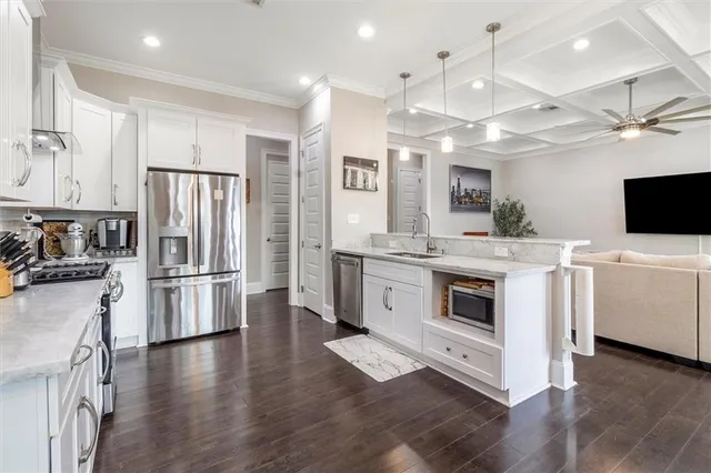 $375,000 | 3271 Elmwood Park Drive, New Orleans, LA 70114