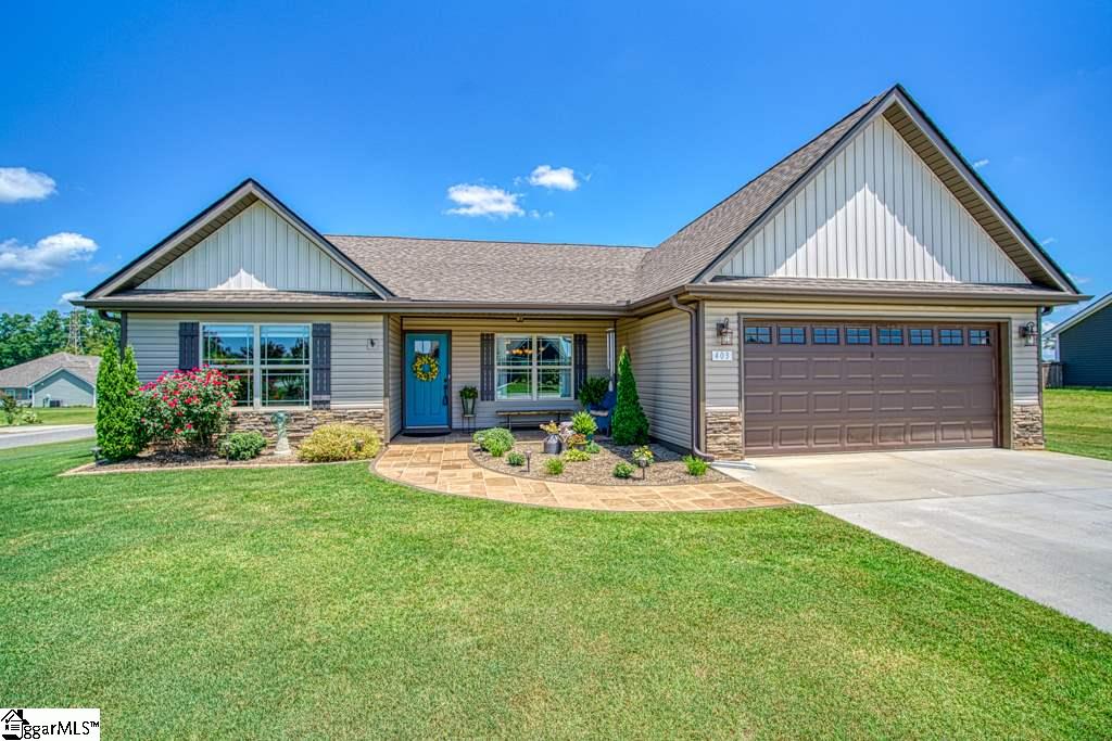 403 Braeburn Fields Inman, SC 29349 - Photo 1 of 36