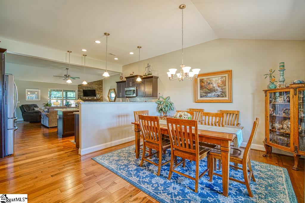 403 Braeburn Fields Inman, SC 29349 - Photo 3 of 36