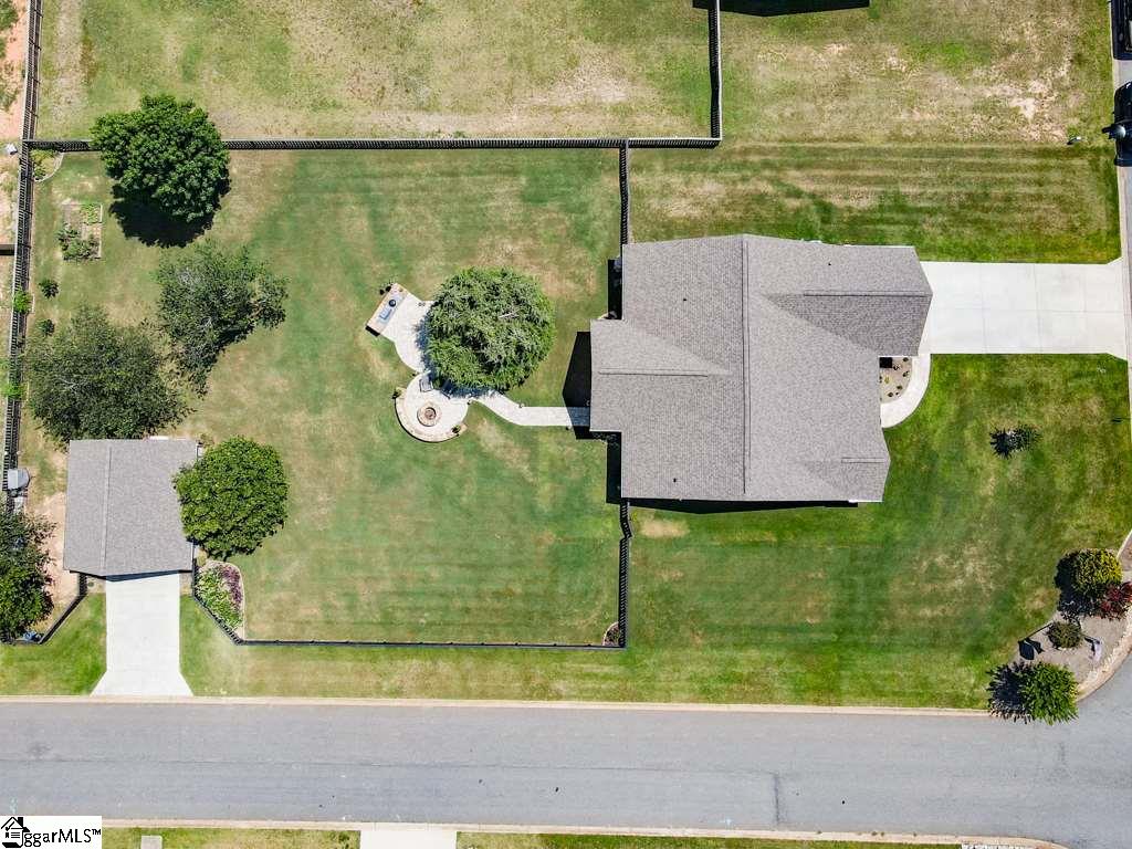 403 Braeburn Fields Inman, SC 29349 - Photo 33 of 36