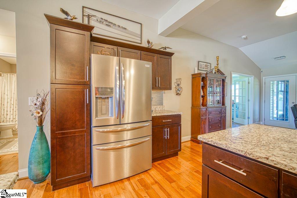 403 Braeburn Fields Inman, SC 29349 - Photo 8 of 36