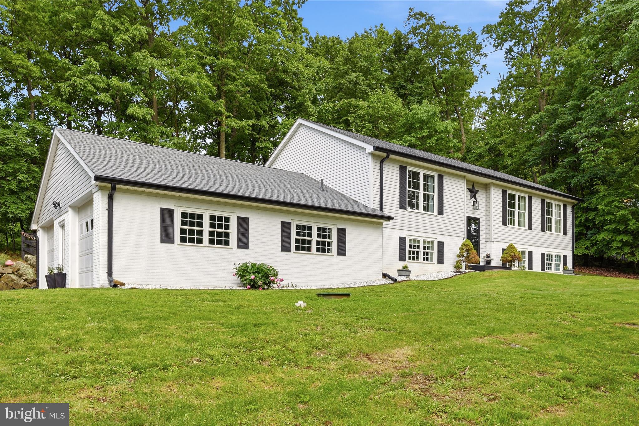 660 Salt Lick Road Front Royal, VA 22630 - Photo 2 of 78 Front Exterior