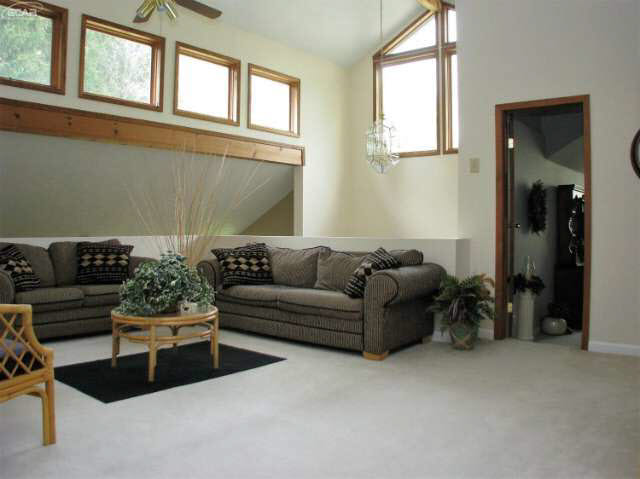 4705 Brookside Road Fenton, MI 48430 - Photo 31 of 38 21145687-30.JPG