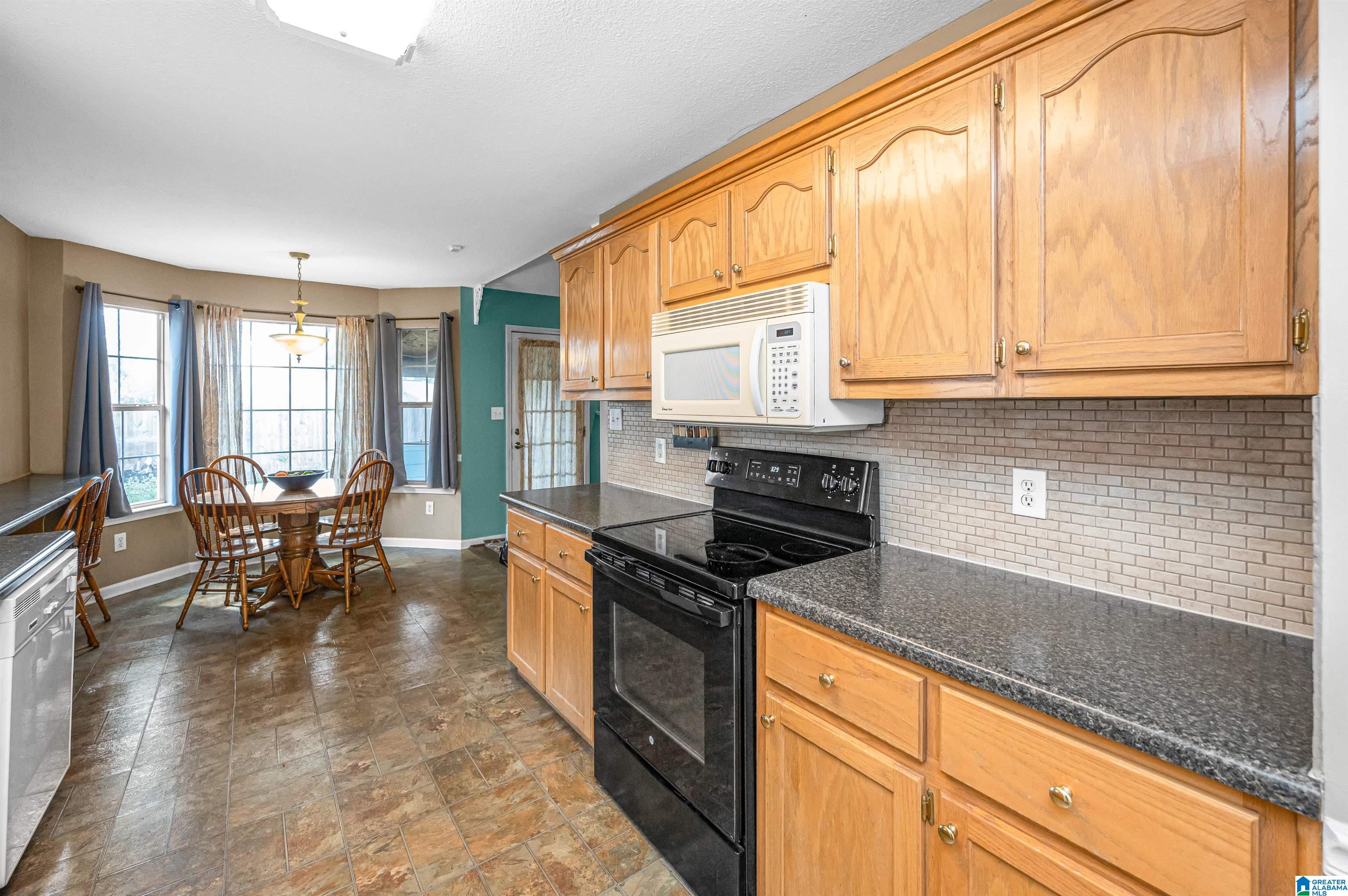 8030 Rockhampton Circle Helena, AL 35080 - Photo 18 of 37