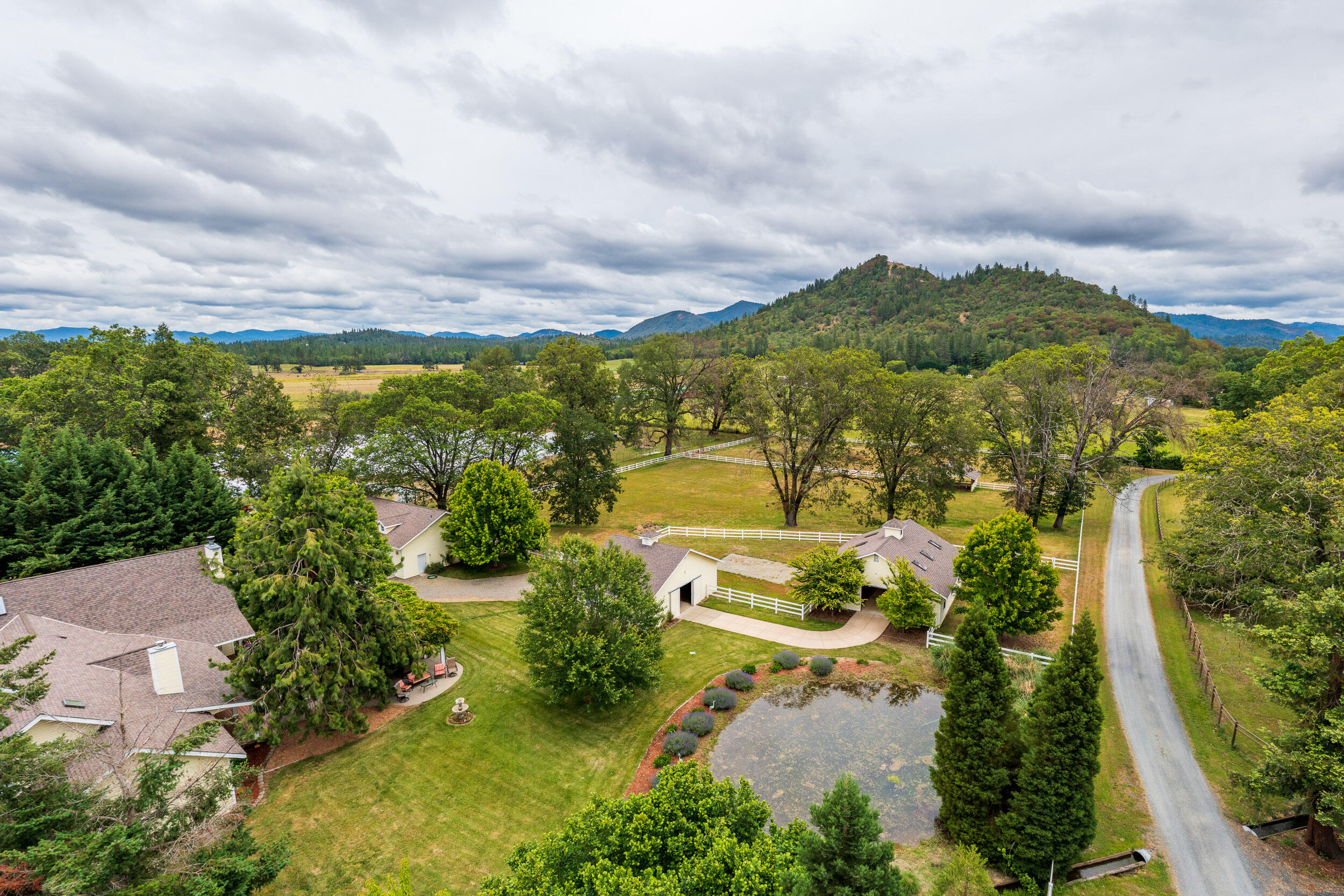6666 New Hope Road Grants Pass, OR 97527 - Photo 3 of 60 Aerial
