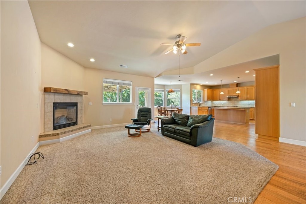 595 Red Cloud Road Paso Robles, CA 93446 - Photo 3 of 51 Gallery Image 3