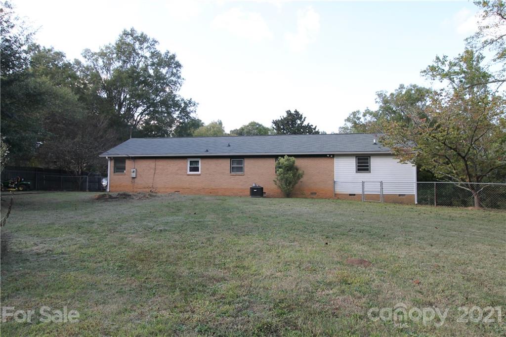 517 Rutledge Drive Catawba, SC 29704 - Photo 17 of 20 a view of a house with a backyard