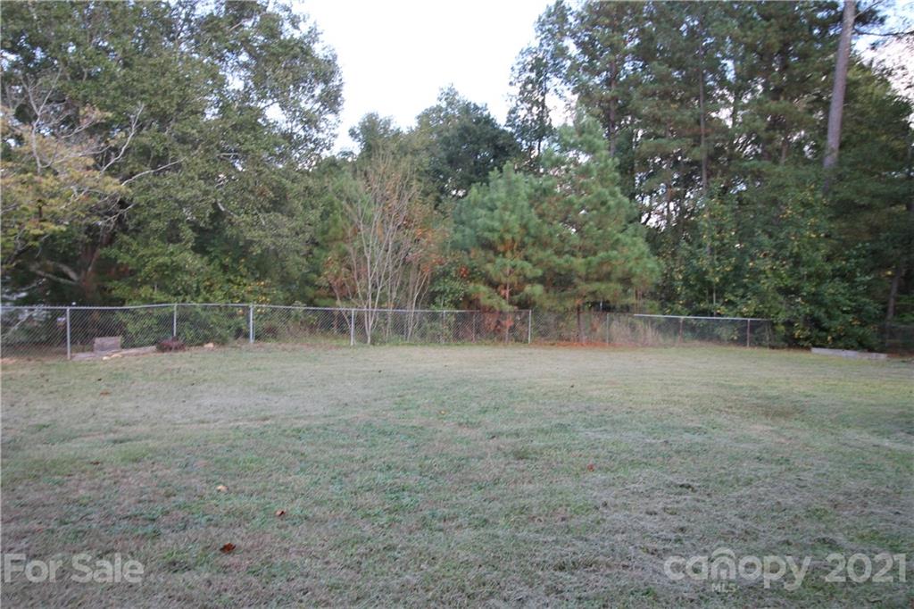 517 Rutledge Drive Catawba, SC 29704 - Photo 20 of 20 a view of a backyard