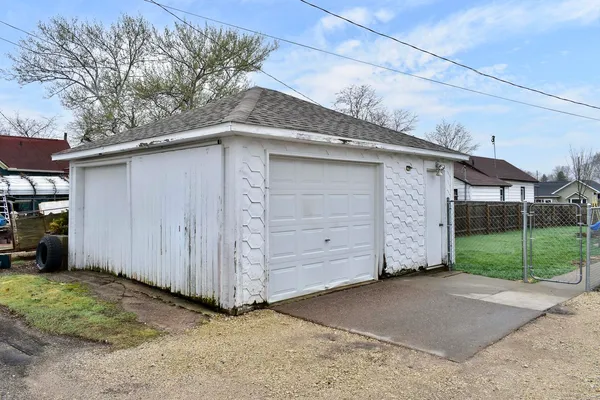 $199,000 | 464 10th Street East, Winona, MN 55987