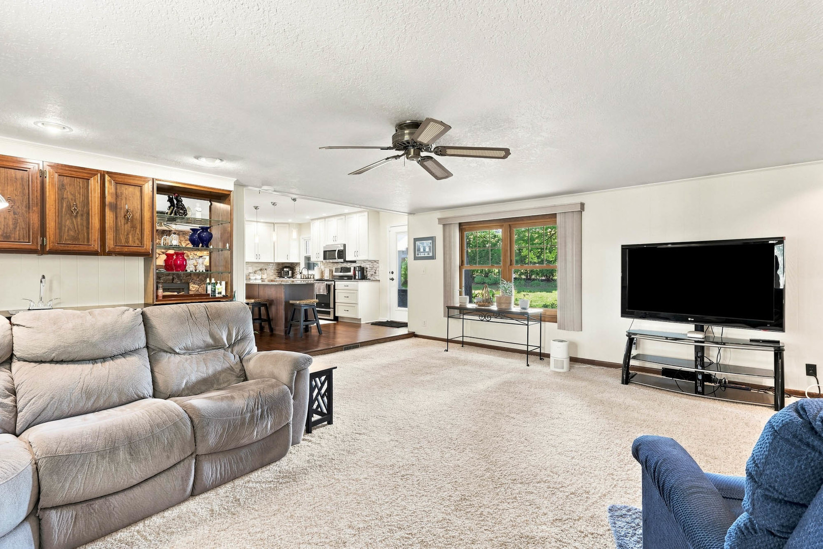 5079 Coachman Road Bettendorf, IA 52722 - Photo 15 of 43 Gallery Image 15