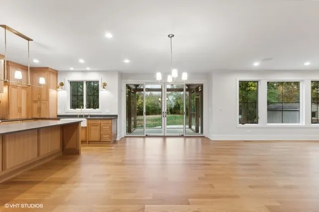 $1,725,000 | 6111 Dunham Road, Downers Grove, IL 60516