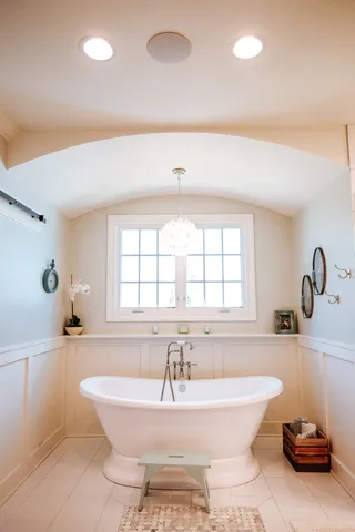 $1,725,000 | 6111 Dunham Road, Downers Grove, IL 60516