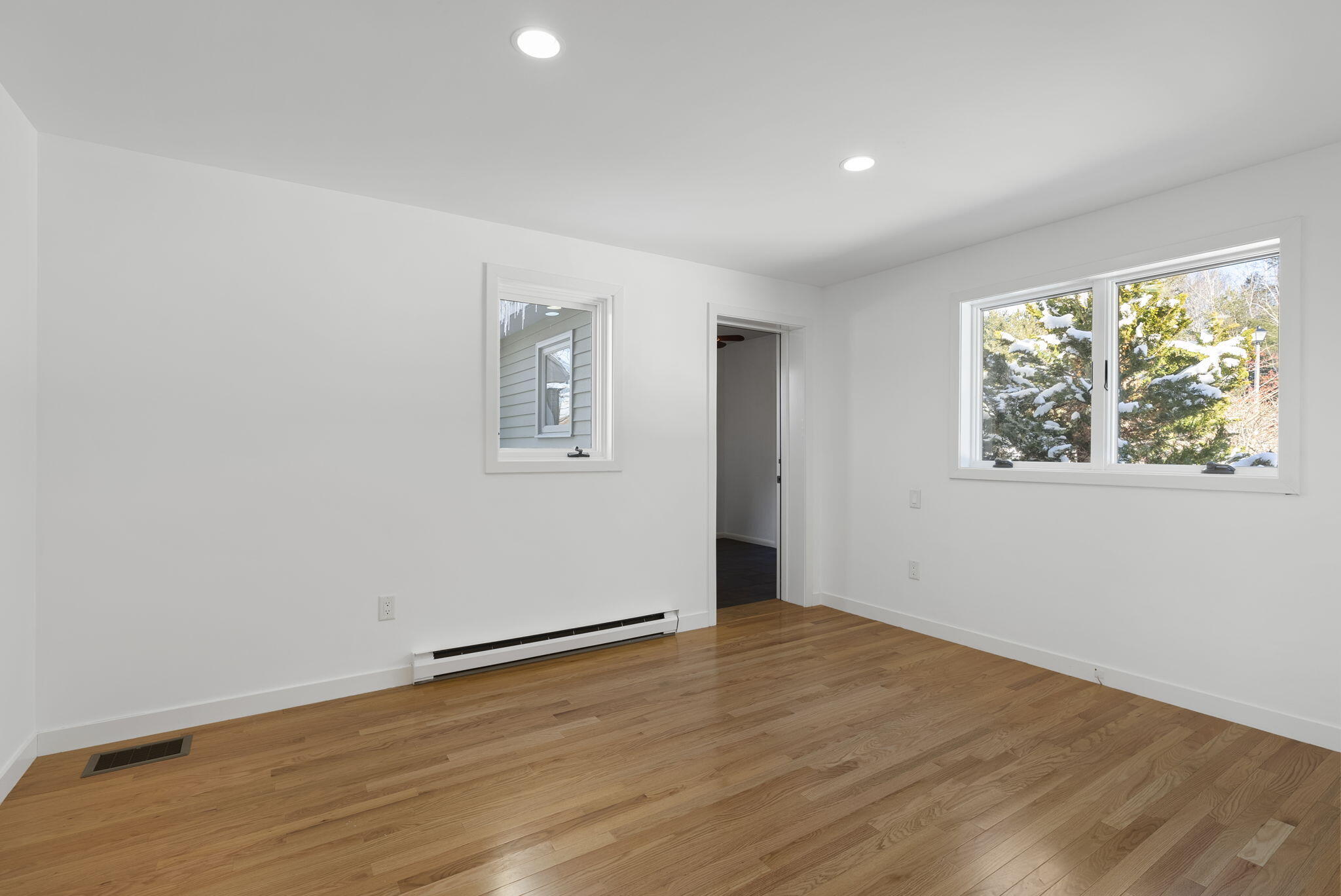 100 Bluff Road, Unit 32 Yarmouth, ME 04096 - Photo 15 of 40 2-web-or-mls-DSC03685