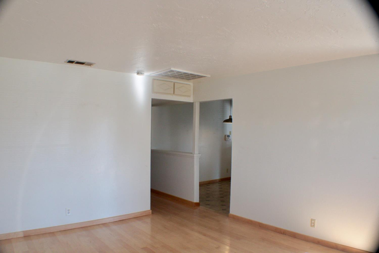 881 West Rialto Avenue Clovis, CA 93612 - Photo 4 of 25 a view of an empty room
