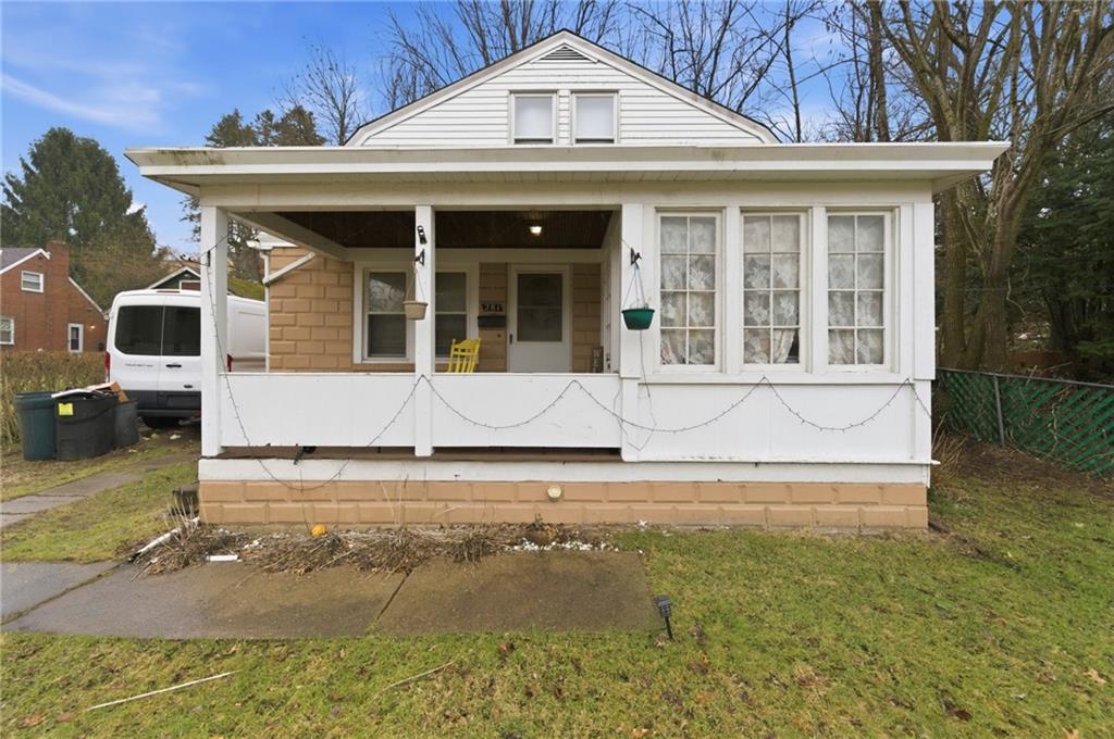 281 Greenlee Road Pittsburgh, PA 15227 - Photo 1 of 20 Gallery Image 1
