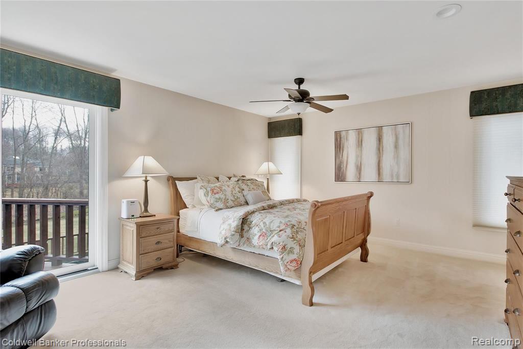 135 West Hickory Grove Road Bloomfield Hills, MI 48304 - Photo 17 of 42