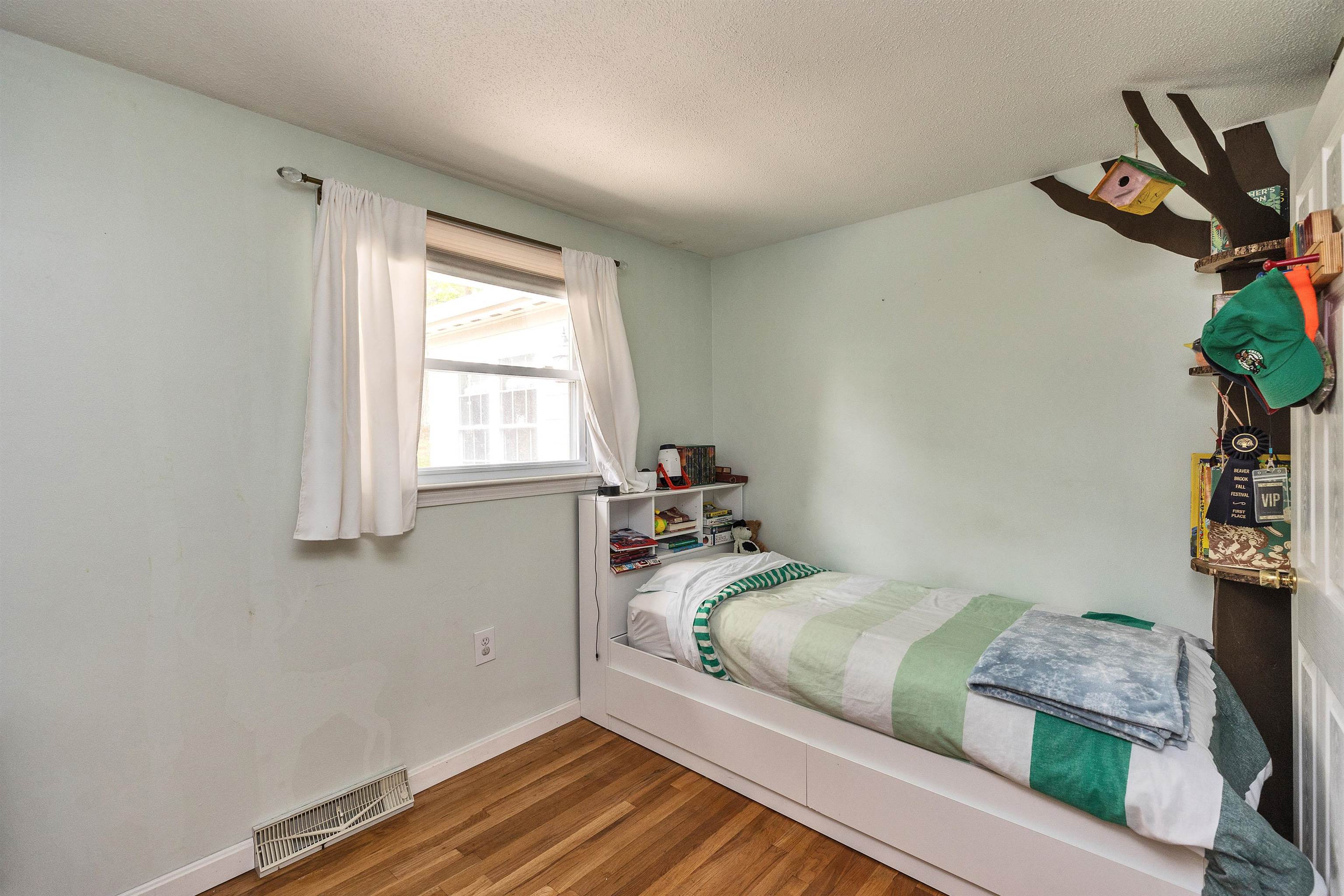 72 Wethersfield Road Nashua, NH 03062 - Photo 18 of 39