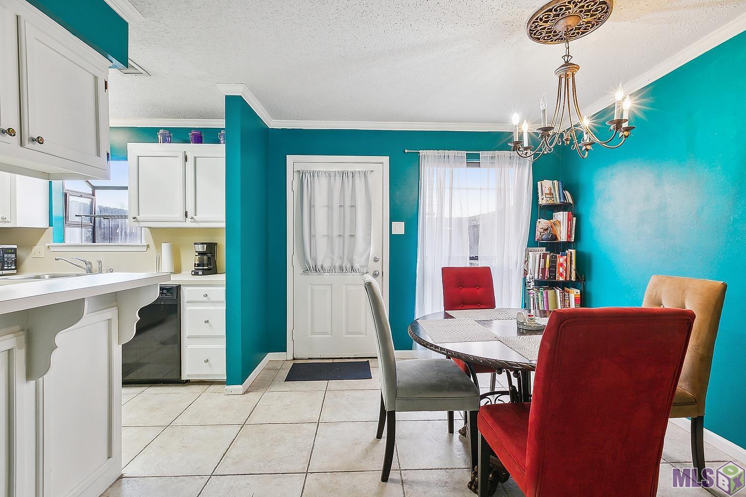 940 Ridgepoint Court, Unit 10B Baton Rouge, LA 70810 - Photo 3 of 11 Gallery Image 3
