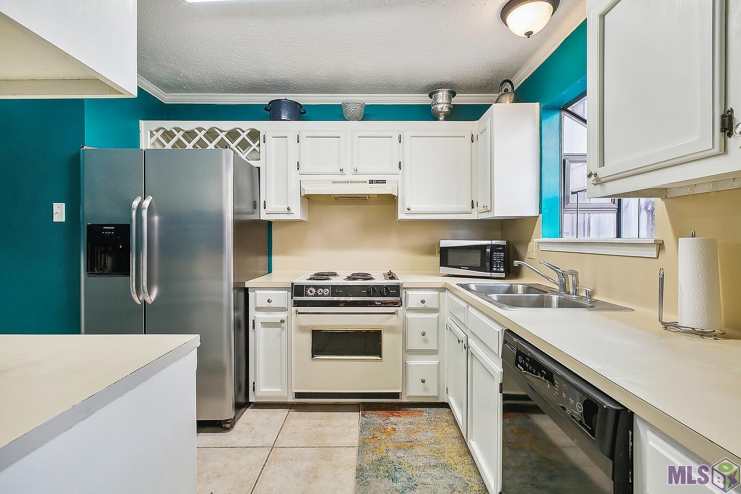940 Ridgepoint Court, Unit 10B Baton Rouge, LA 70810 - Photo 4 of 11 Gallery Image 4
