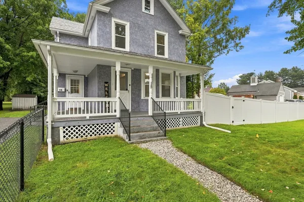 $285,000 | 15 Oxford Place, West Springfield, MA 01089