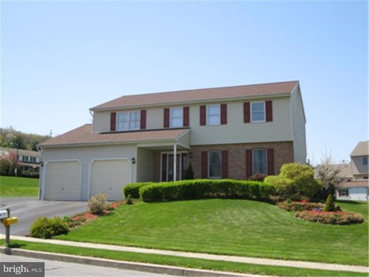 2902 Daniel Drive Sinking Spring, PA 19608 - Photo 1 of 24 a house that has a yard