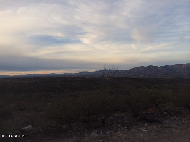 21 C Camino Nacozari Rio Rico, AZ 85648 - Photo 3 of 9