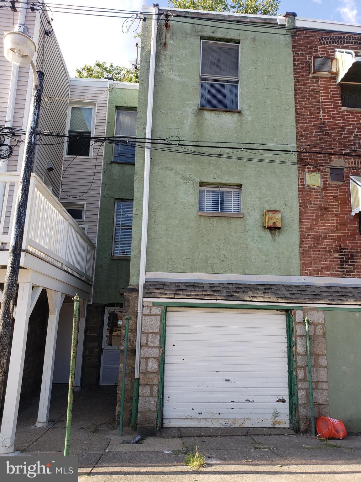 2436 West Ritner Street Philadelphia, PA 19145 - Photo 59 of 64 Rear access and Garage