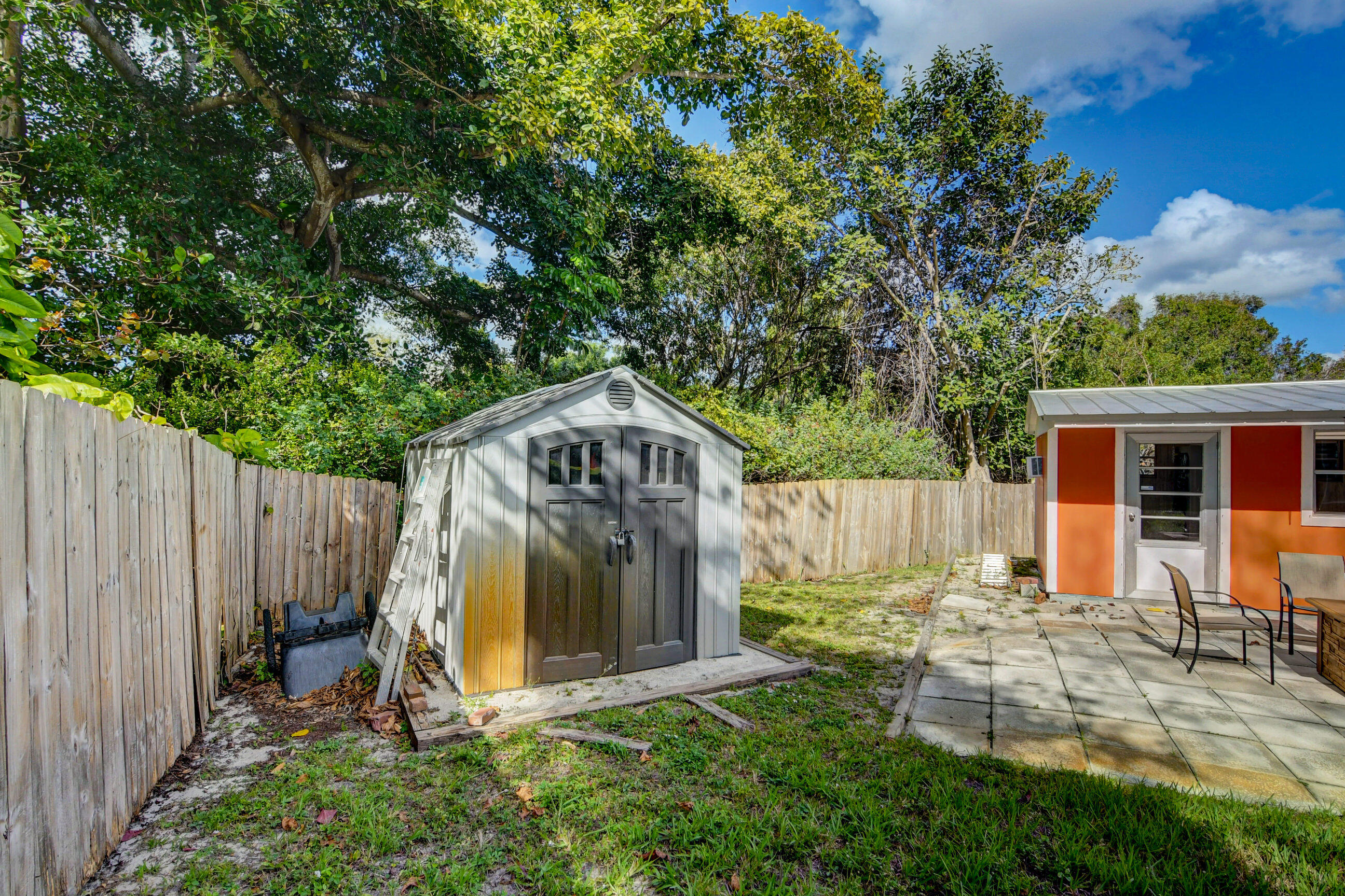 6465 High Ridge Road Lake Worth, FL 33462 - Photo 37 of 51 6465 High Ridge Tool Shed