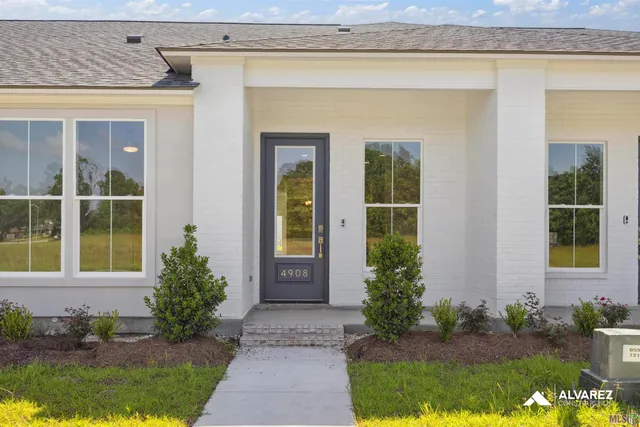 $239,990 | 4908 Bob Odom Drive, Unit B2, Zachary, LA 70791