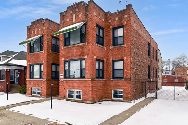$449,900 | 7345-47 South Calumet Avenue, Chicago, IL 60619