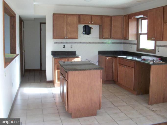 1943 Fairfax Road Annapolis, MD 21401 - Photo 14 of 27 Kitchen #2