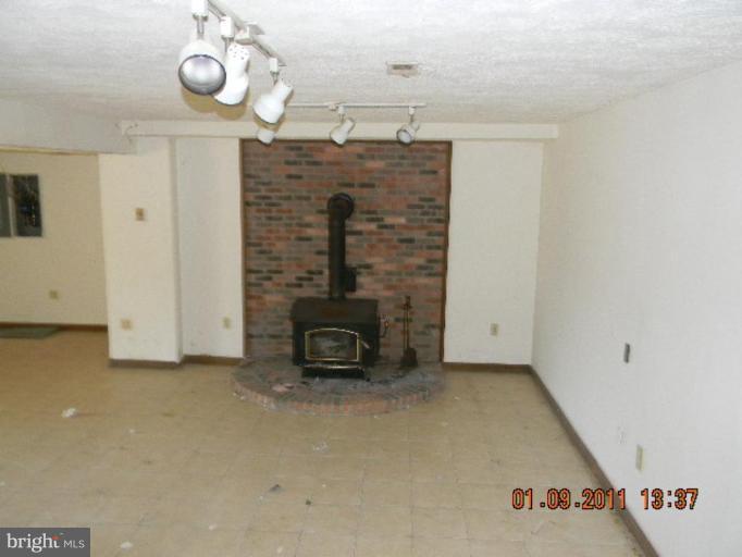 1943 Fairfax Road Annapolis, MD 21401 - Photo 5 of 27 Recreation Room