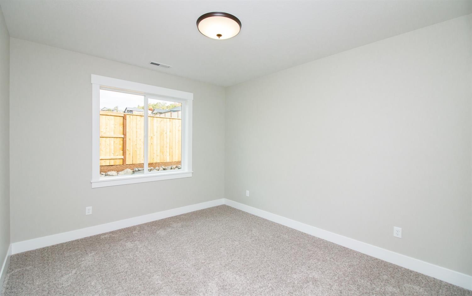 218 Cambridge Terrace Eagle Point, OR 97524 - Photo 24 of 30 Additional Photo
