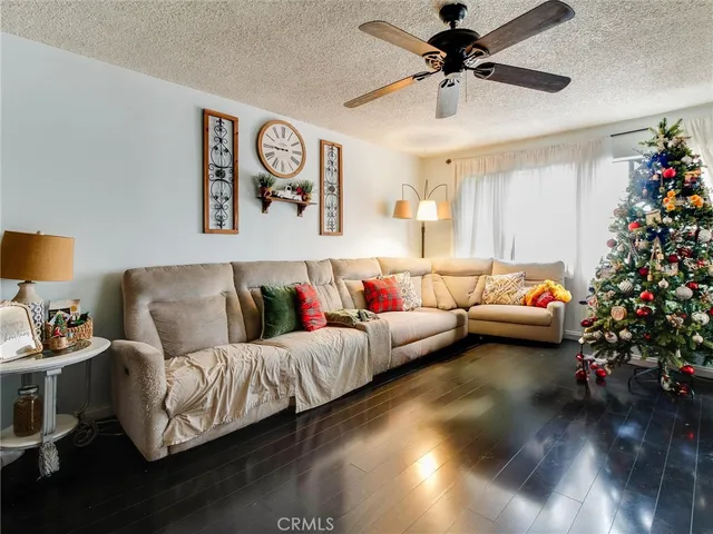 $949,000 | 15131 Polk Street, Sylmar, CA 91342