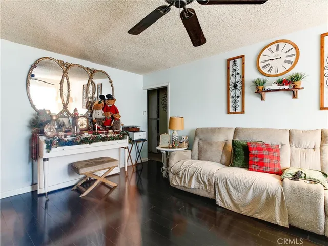 $949,000 | 15131 Polk Street, Sylmar, CA 91342