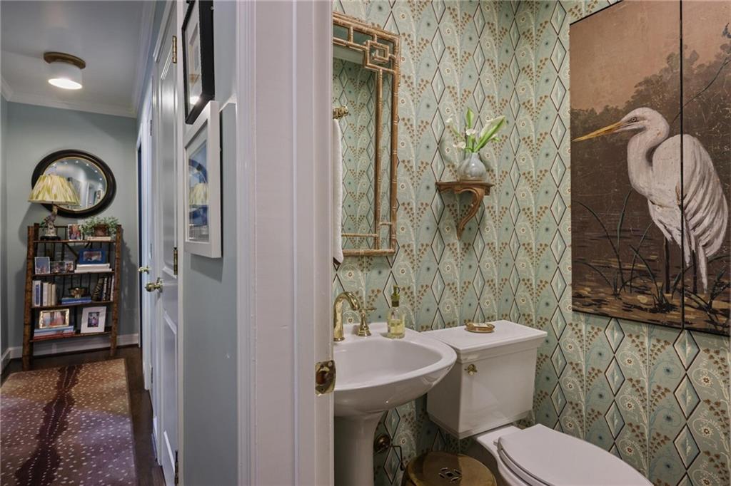 349 Pineland Road Northwest Atlanta, GA 30342 - Photo 22 of 37 Gallery Image 22