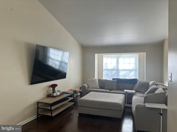 $3,400 | 30 Country Lane, Voorhees, NJ 08043
