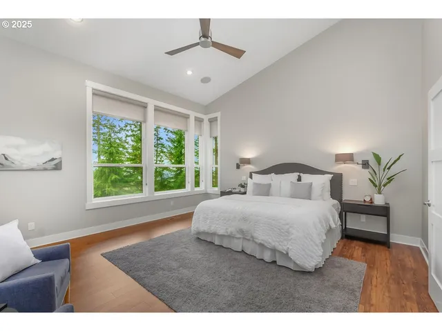 $1,595,000 | 32047 Northeast Corral Creek Road, Newberg, OR 97132