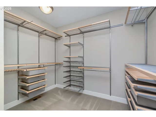 $1,595,000 | 32047 Northeast Corral Creek Road, Newberg, OR 97132