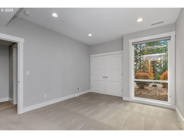 $1,595,000 | 32047 Northeast Corral Creek Road, Newberg, OR 97132