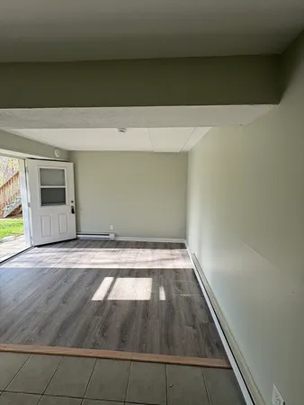 $1,200 | 99 Lawrence Street, Unit 3A, Palmer, MA 01069