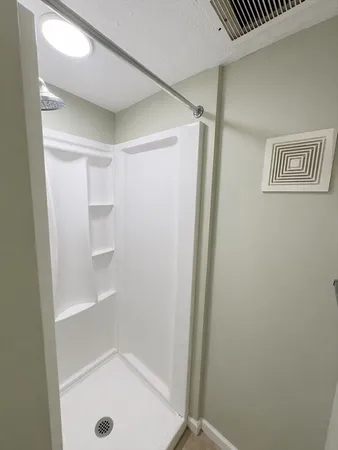 $1,200 | 99 Lawrence Street, Unit 3A, Palmer, MA 01069