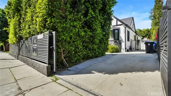 $6,950 | 4177 Fair Avenue, North Hollywood, CA 91602