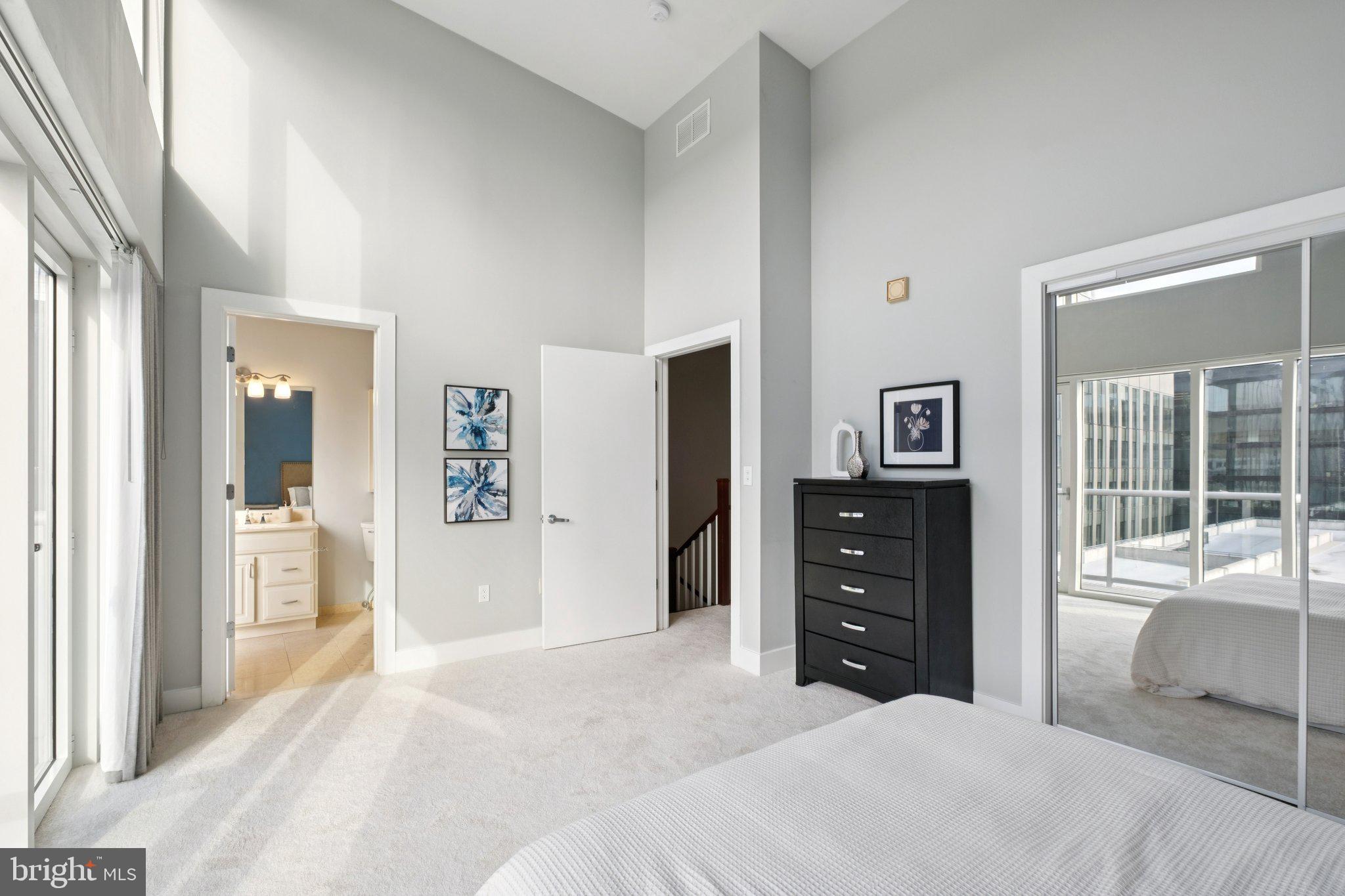 23 South 23rd Street, Unit 7D Philadelphia, PA 19103 - Photo 23 of 34