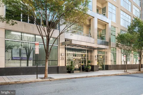 $799,000 | 23 South 23rd Street, Unit 7D, Philadelphia, PA 19103