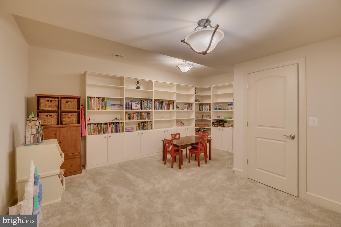 7127 Thrasher Road McLean, VA 22101 - Photo 41 of 46 Bonus Room or Craftroom